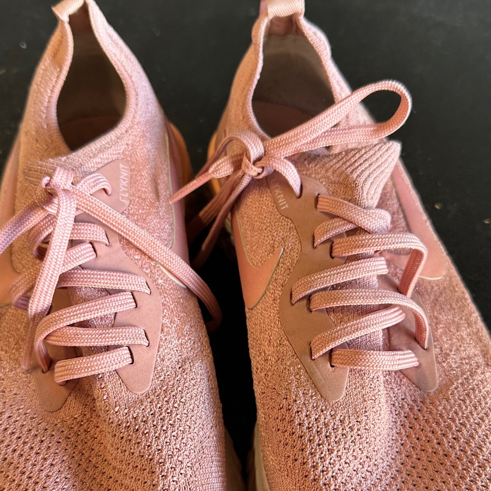 Nike Light Pink Running Shoes - Picture 2 of 3